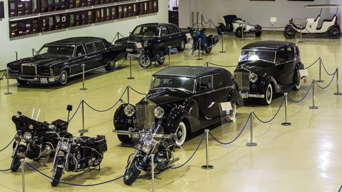 Los coches históricos que la Guardia Civil repara para el rey - 14828473656032_674x0