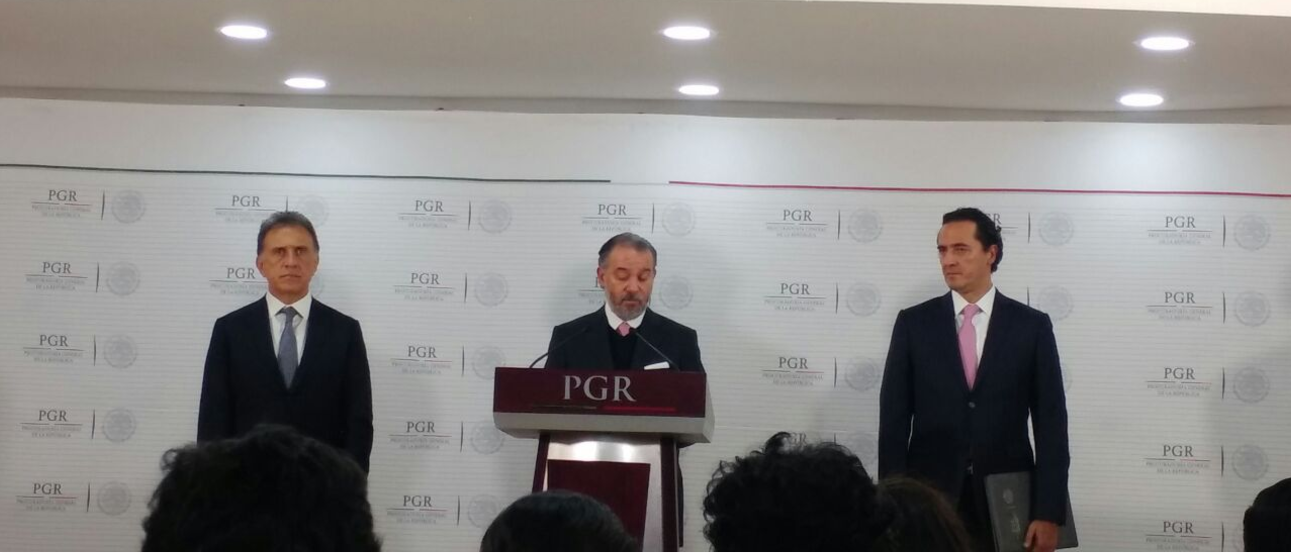 PGR entrega cheque a Veracruz por más de 171 mdp