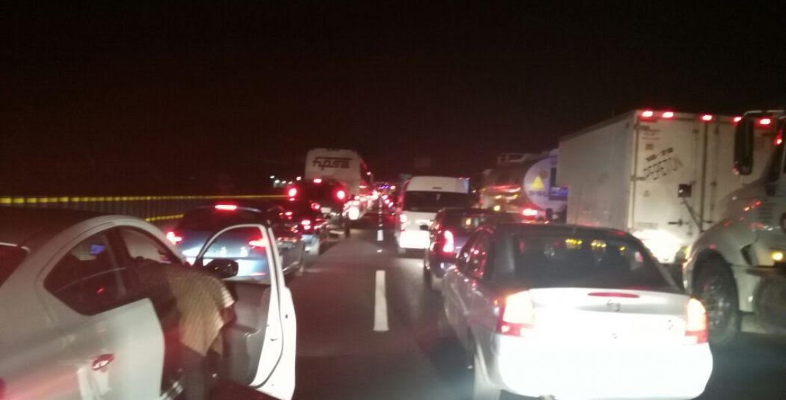 Choque de autobús en la México-Puebla deja 17 lesionados - Choque-México-Puebla-5-1140x580