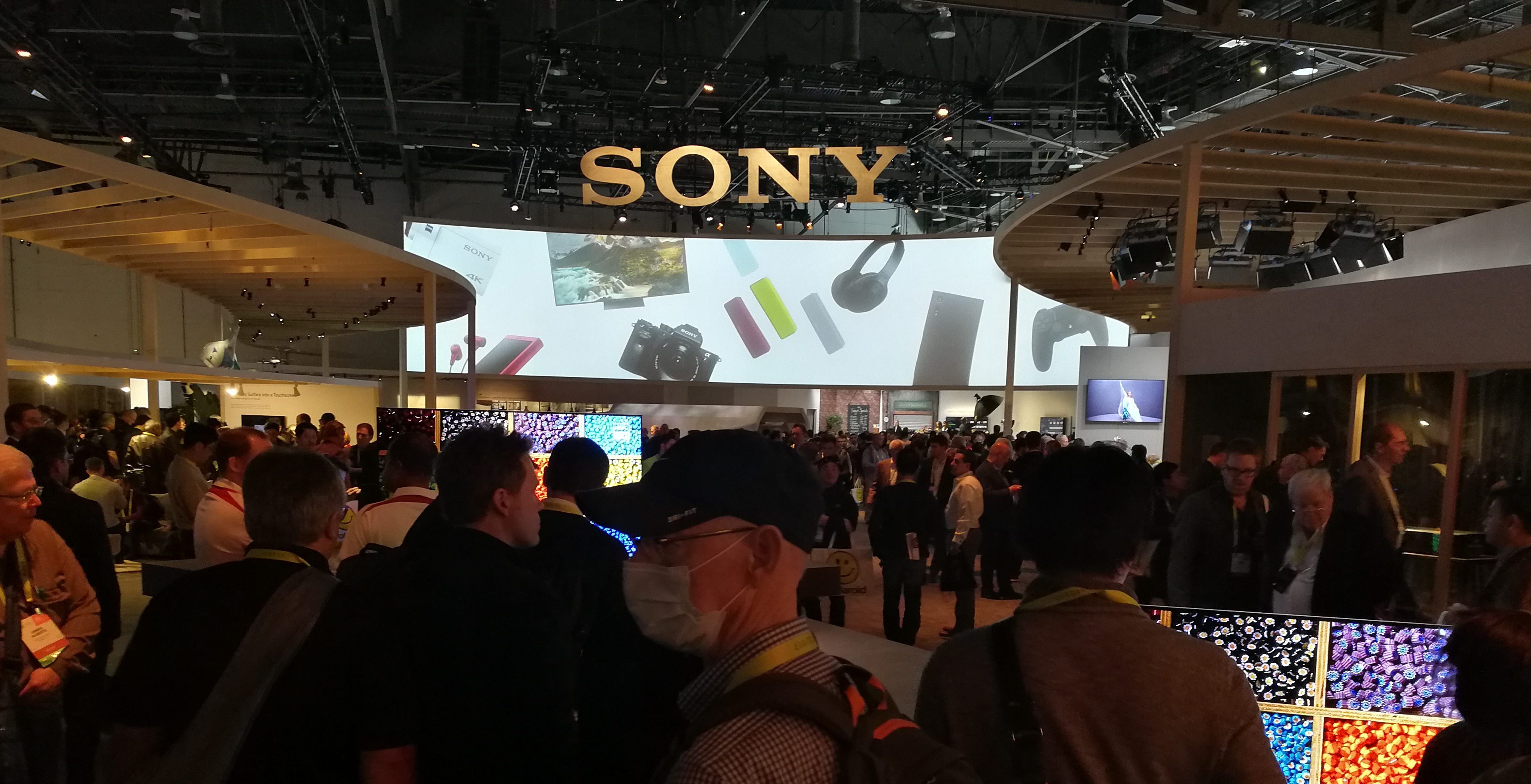 Proyector mejorado 4K, la apuesta de Sony en el CES 2017
