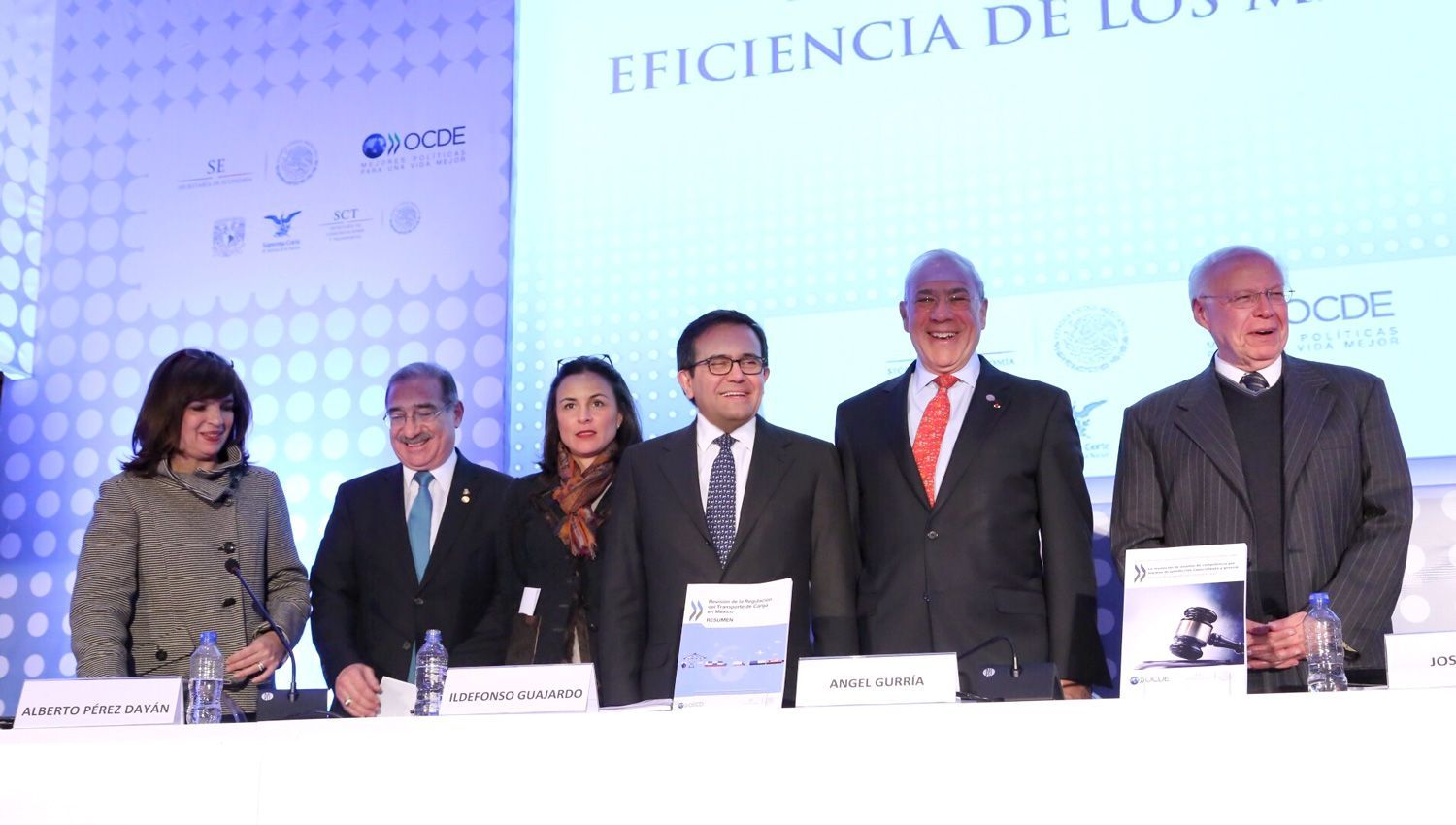 Acuerdo económico fue consensuado con empresarios: Guajardo