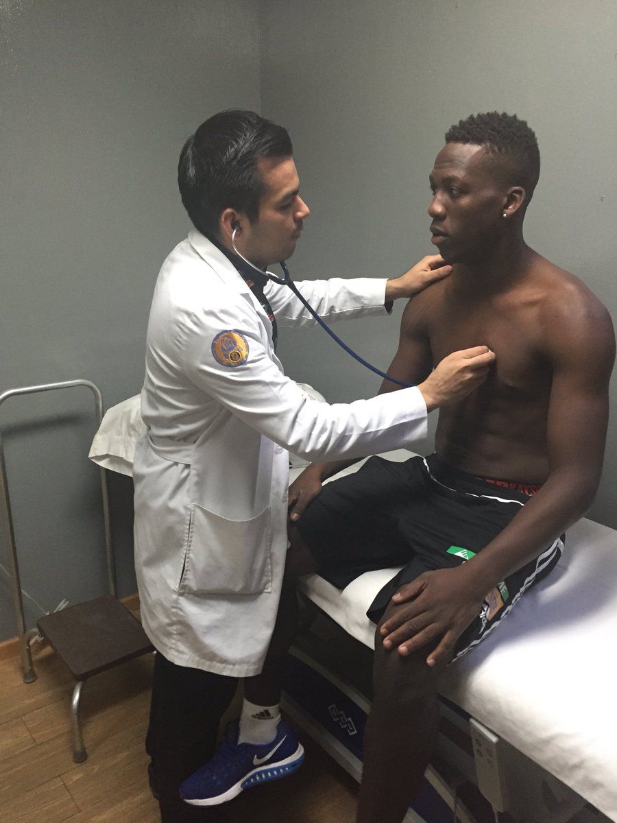 Luis Advíncula nuevo refuerzo de Tigres - Luis-Advíncula-2