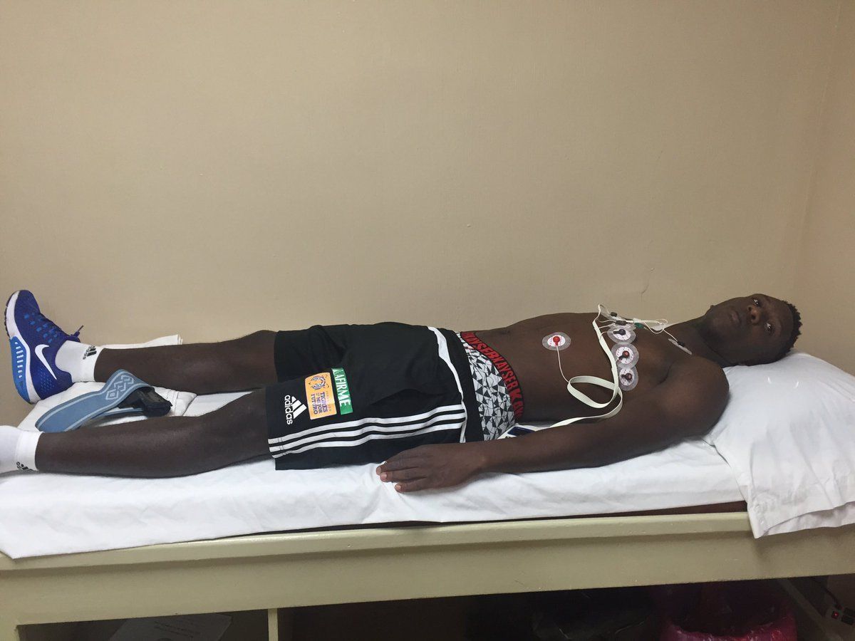 Luis Advíncula nuevo refuerzo de Tigres - Luis-Advíncula-3