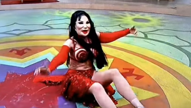 #Viral Lyn May sufre contratiempo durante presentación #Viral Lyn May sufre contratiempo durante presentación