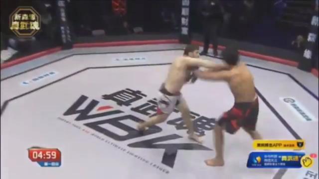 Video: peleador noquea en tres segundos a rival y desata polémica Video: peleador noquea en tres segundos a rival y desata polémica