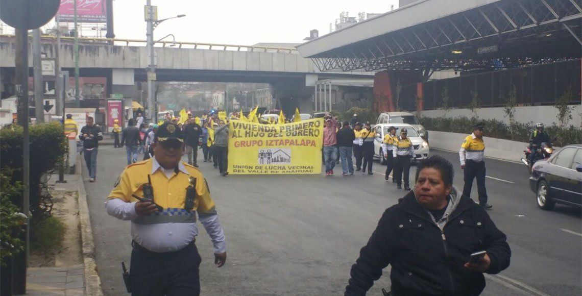 Manifestantes contra el gasolinazo se encuentran en 20 de Noviembre
