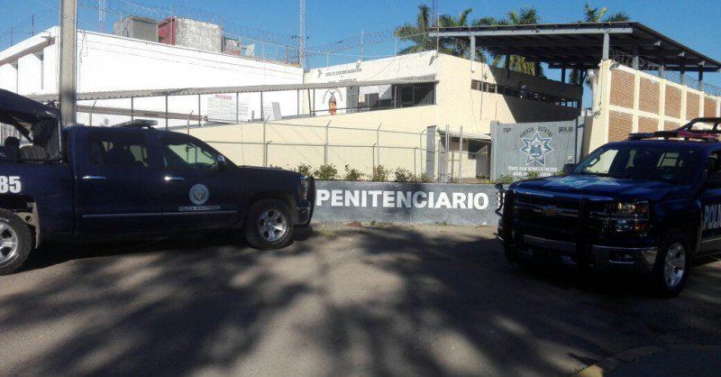 Riña en penal de Mazatlán deja tres heridos