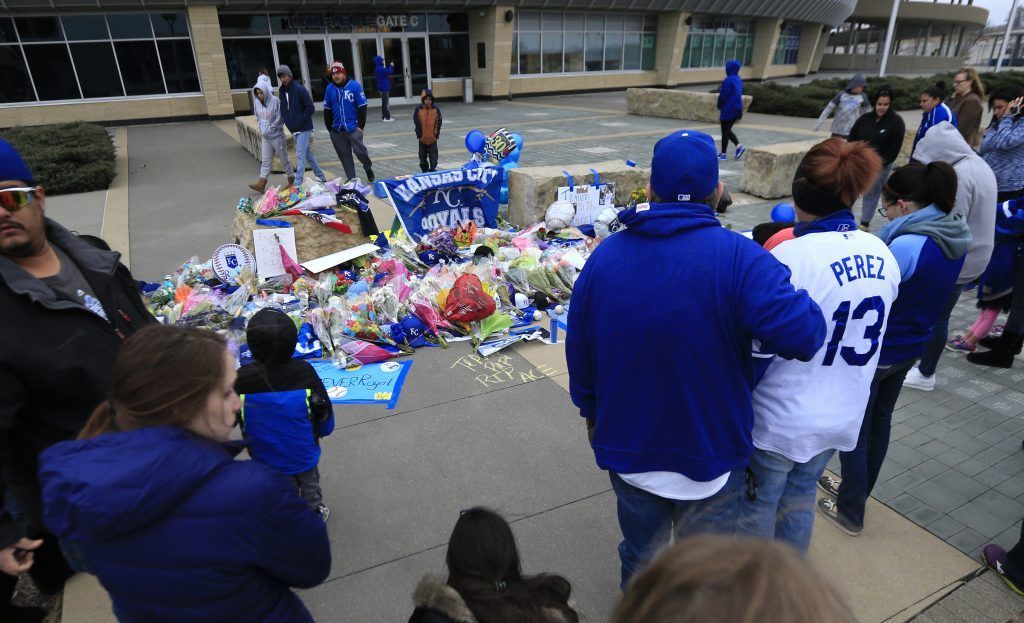 Despiden a Yordano Ventura en República Dominicana - SOP-AP-SPANS-SPANBBA-_Medi-1024x623