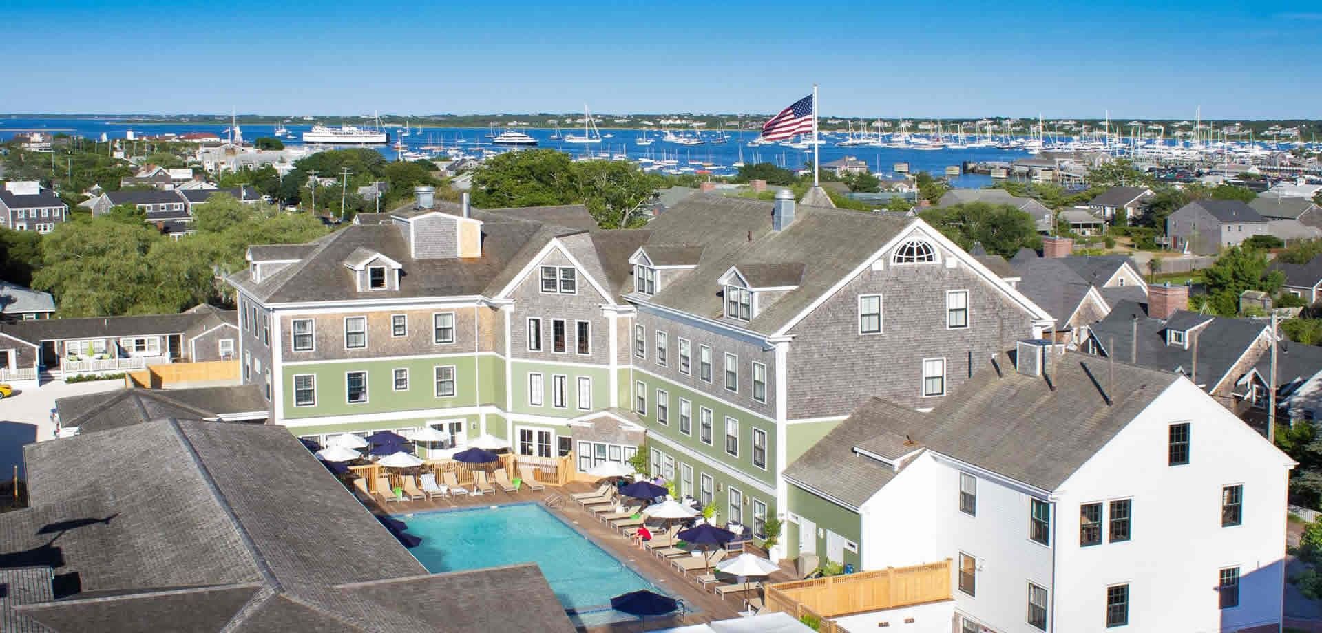 TripAdvisor revela cuáles son los mejores hoteles para el 2017 - The-Nantucket-Hotel-Aerial-New-Large-1920x920