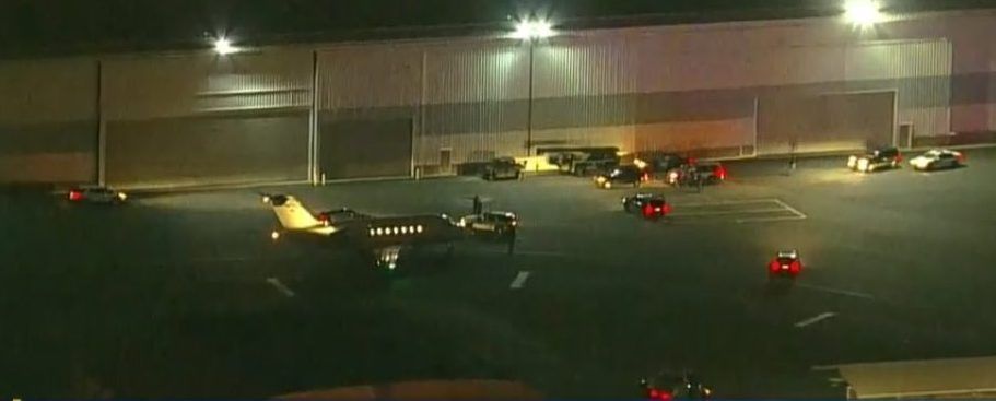 Aterriza avión de Guzmán Loera en aeropuerto de Estados Unidos