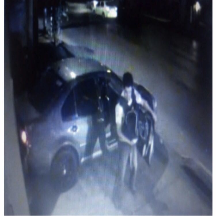 Roban cajero de banco con globo de helio - WhatsApp-Image-2017-01-02-at-7.09.11-PM