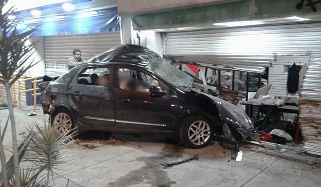 Choque deja dos personas muertas en Calzada de Tlalpan