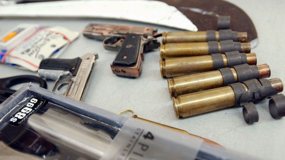 En 2016 se encontró la mayor cantidad de armas en aeropuertos de EE.UU. - armas-2