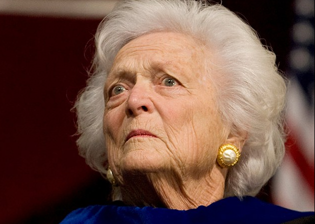 Hospitalizan a Barbara Bush