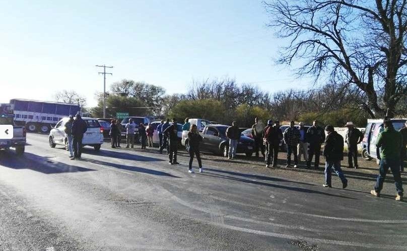 Bloqueos en Chihuahua contra el aumento a la gasolina - bloque-chihuahua-4
