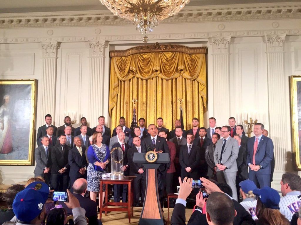 Obama recibe a los Cachorros de Chicago en la Casa Blanca - chicago-cubs-obama-2-1024x768