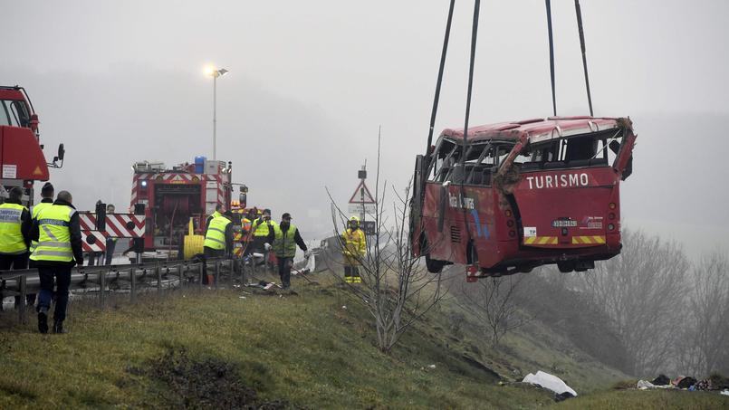 Accidente en la “carretera de la muerte” en Francia deja cuatro muertos