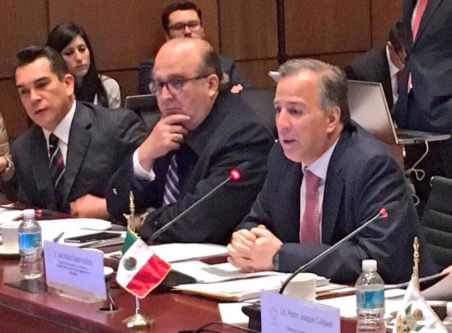 Meade explica el aumento de combustibles a gobernadores - conago-1