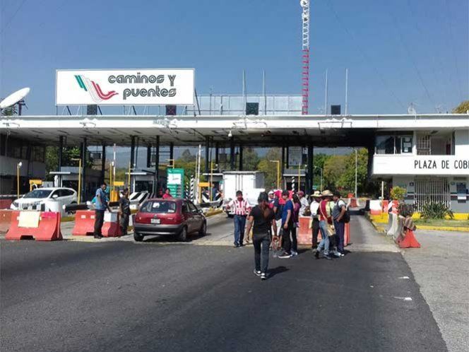 Continúan bloqueos por aumento en las gasolinas - cuautla-la-pera