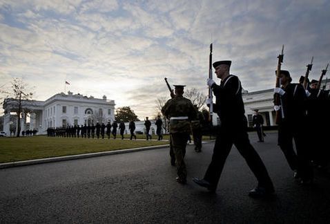 Doble de Trump jura como presidente en ensayo de toma de posesión - doble-trump