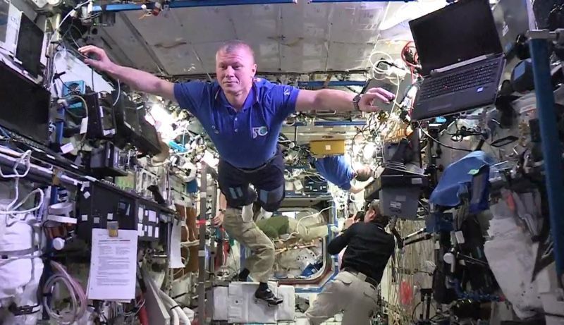 Video: reto del maniquí desde el espacio