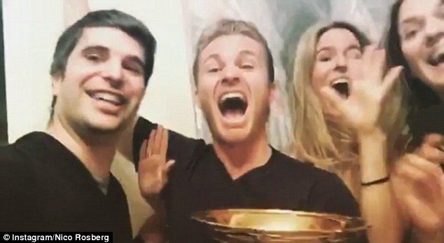 Así celebraron algunas estrellas deportivas el Año Nuevo - fam5