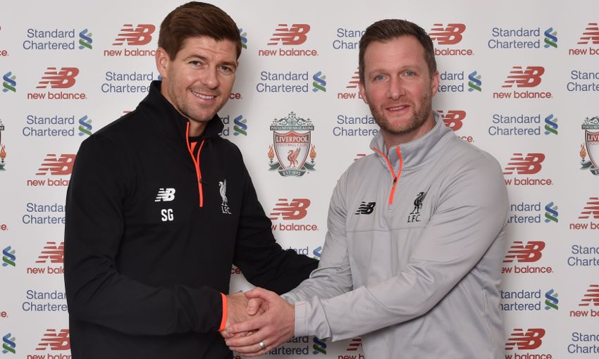 Steven Gerrard será entrenador de categorías juveniles del Liverpool - gerrard-entrenador-juvenil