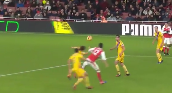 Video: golazo de escorpión de Olivier Giroud