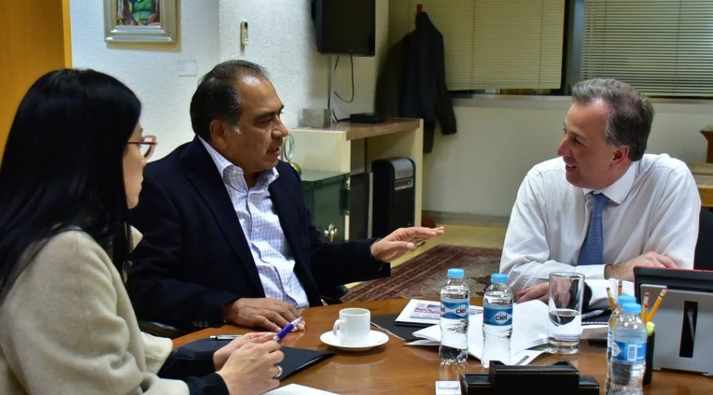 Meade explica el aumento de combustibles a gobernadores - gobernadores-I-1024x568