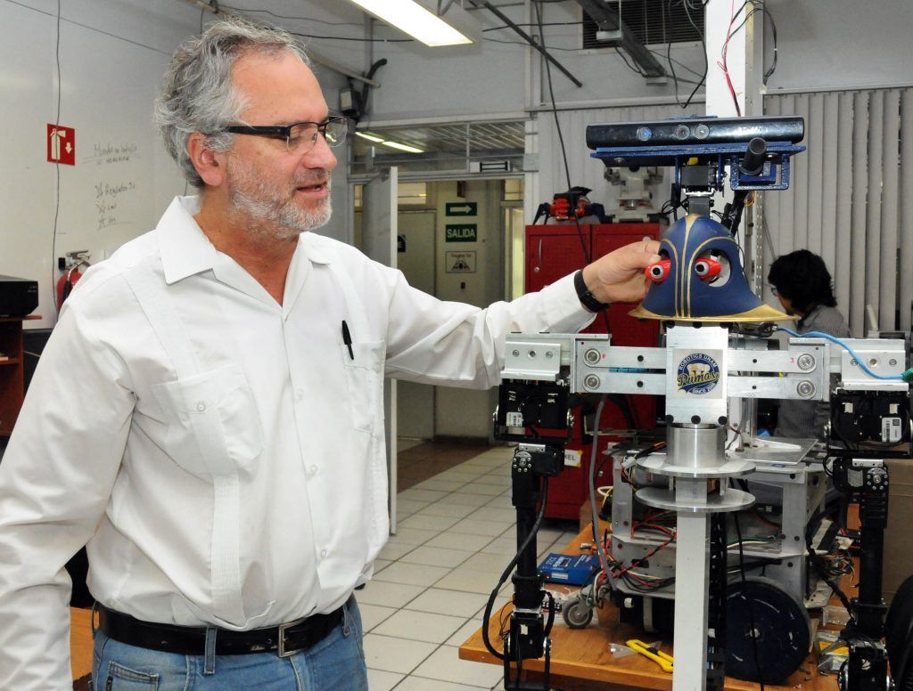 Prevén robots con inteligencia artificial en 30 años - ia-unam-1024x776