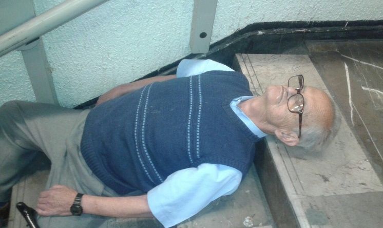 Hombre de la tercera edad muere en el Metro Indios Verdes - infarto