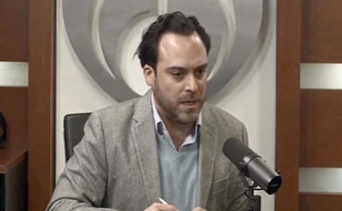 Peña Nieto tiene ligera ventaja en discusión con Trump: Luis Estrada