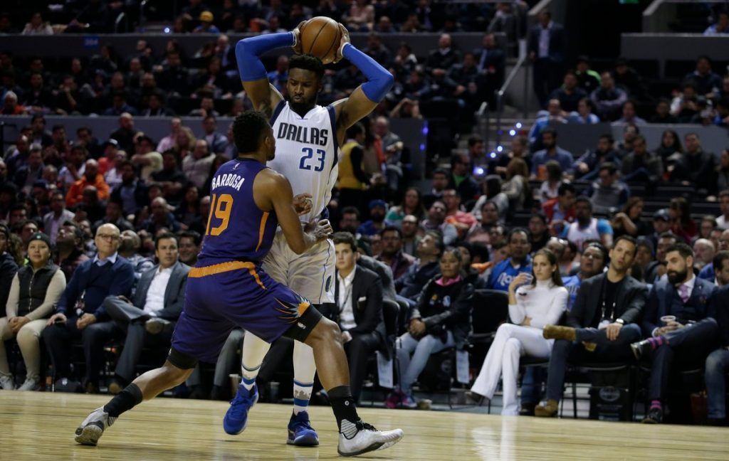 Mavericks se lleva duelo ante Suns celebrado en México - mavs-suns-cdmx-5-1024x648