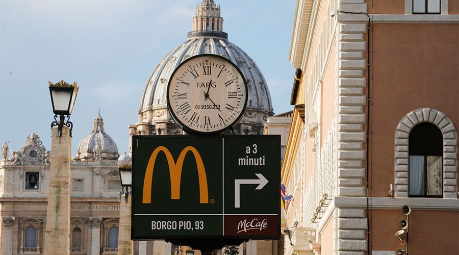 Acusan a McDonald’s de usar a pobres para mercadotecnia en Roma
