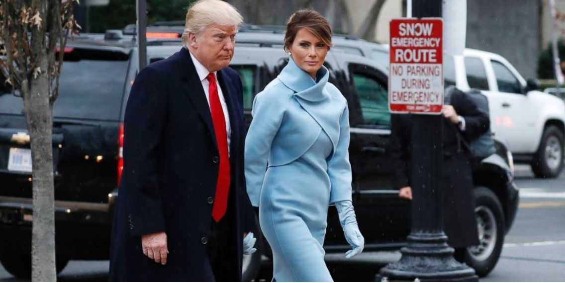 Melania Trump viste Ralph Lauren durante ceremonia de investidura