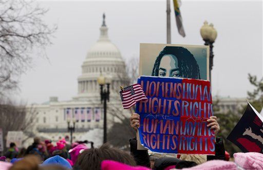 Mujeres marchan alrededor del mundo en contra de Trump - mujeres-trump