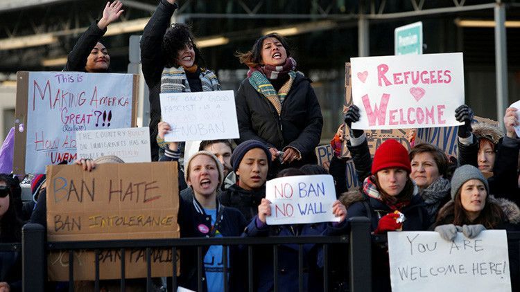 Corte de apelaciones se niega a reactivar veto de Trump - musulmanes