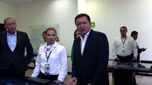 Osorio Chong pide vigilar lo que los menores ven en internet