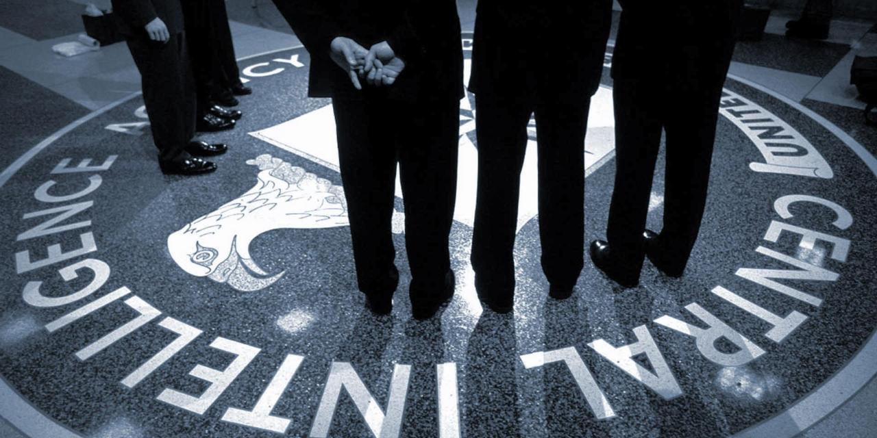 CIA pide a Trump que cuide comentarios improvisados - p049xv7r