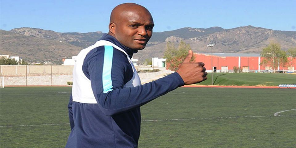 Jaguares contrata a Aquivaldo Mosquera