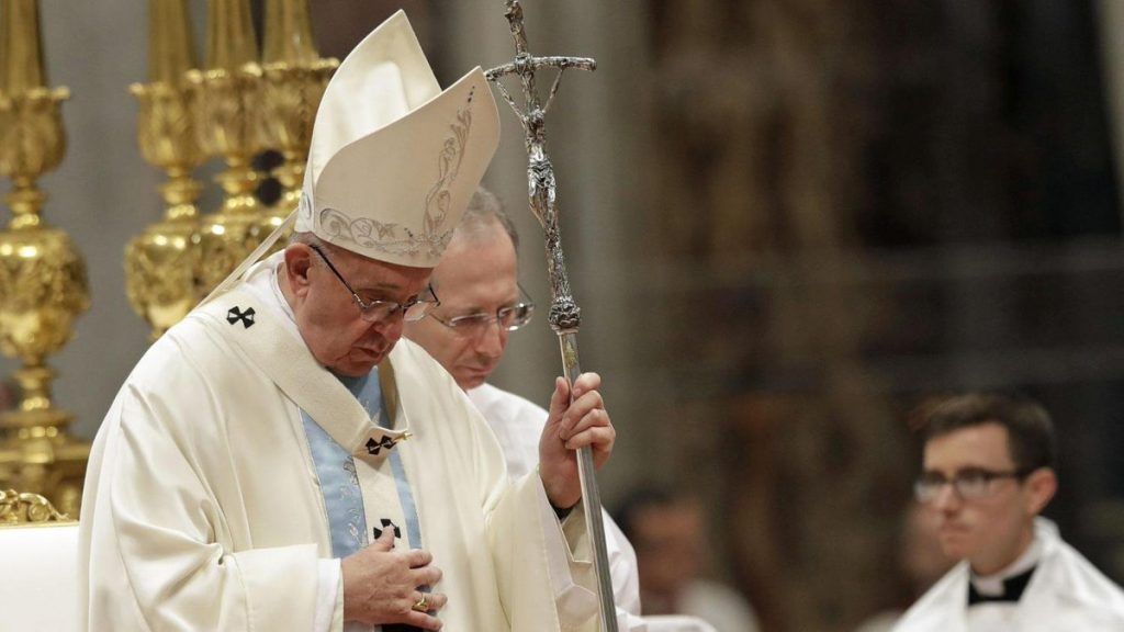 Obispo afirma que se exageran las críticas hacía el papa Francisco - papa-francisco-1024x576