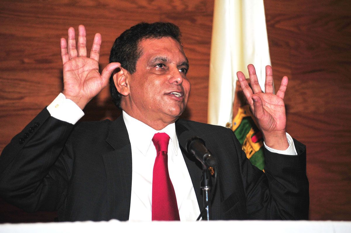 Fidel Herrera renunció como cónsul en Barcelona - pf-1301100618_BELTRAN_MAC3-c