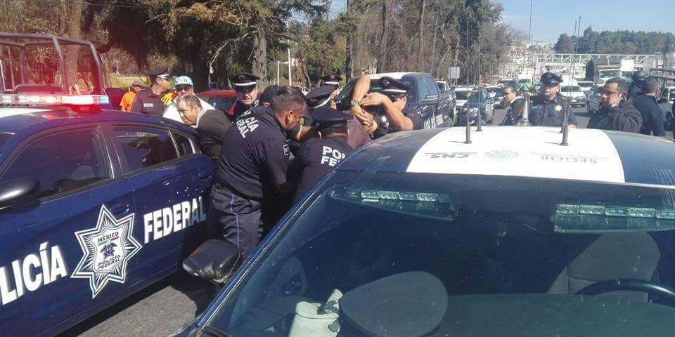 Policía Federal levanta bloqueo de la México-Toluca