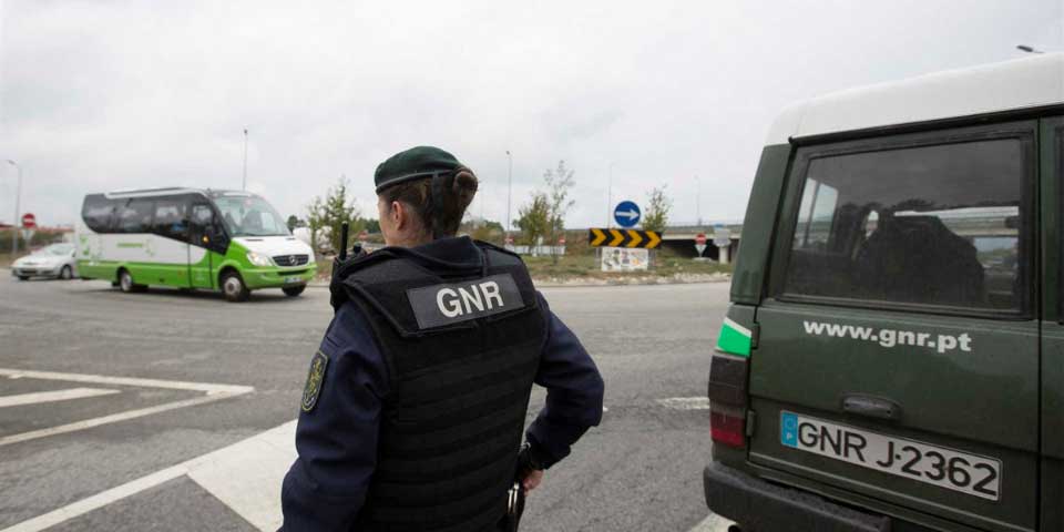 Roban 10 mde al quinto hombre más rico de Portugal