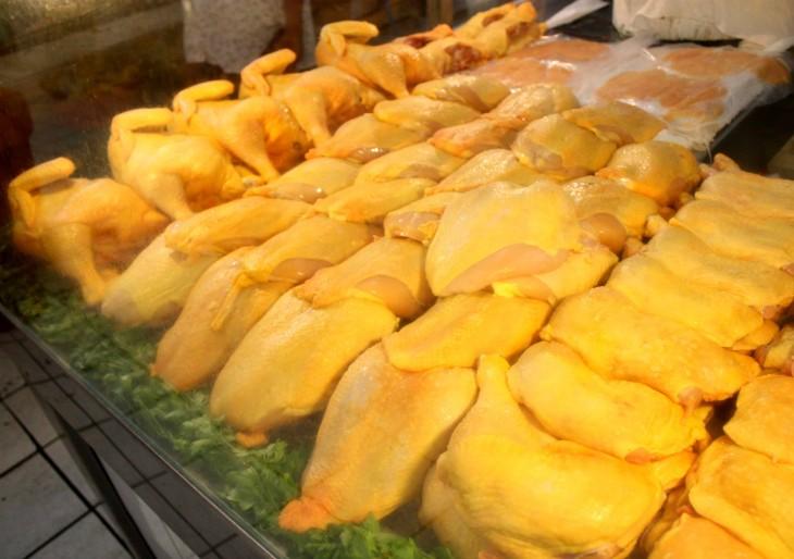 Profeco sanciona a 100 pollerías por irregularidades