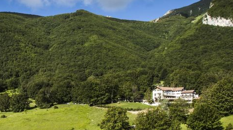 Así era el hotel Rigopiano, sepultado por la nieve en Italia - rigopiano-1