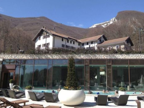 Así era el hotel Rigopiano, sepultado por la nieve en Italia - rigopiano-6