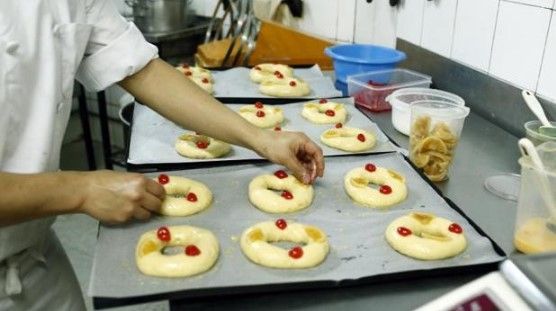 Pastelerías esconden lingotes de oro y diamantes en roscas de reyes - rosca-de-reyes
