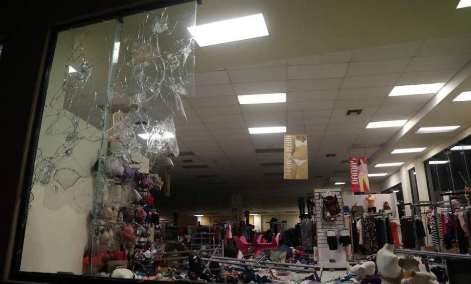 Ya son 423 tiendas saquedas durante protestas: ANTAD - saqueos-I