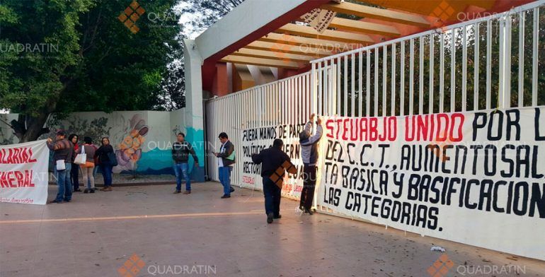 Paro deja sin clases a más de 20 mil alumnos en Oaxaca